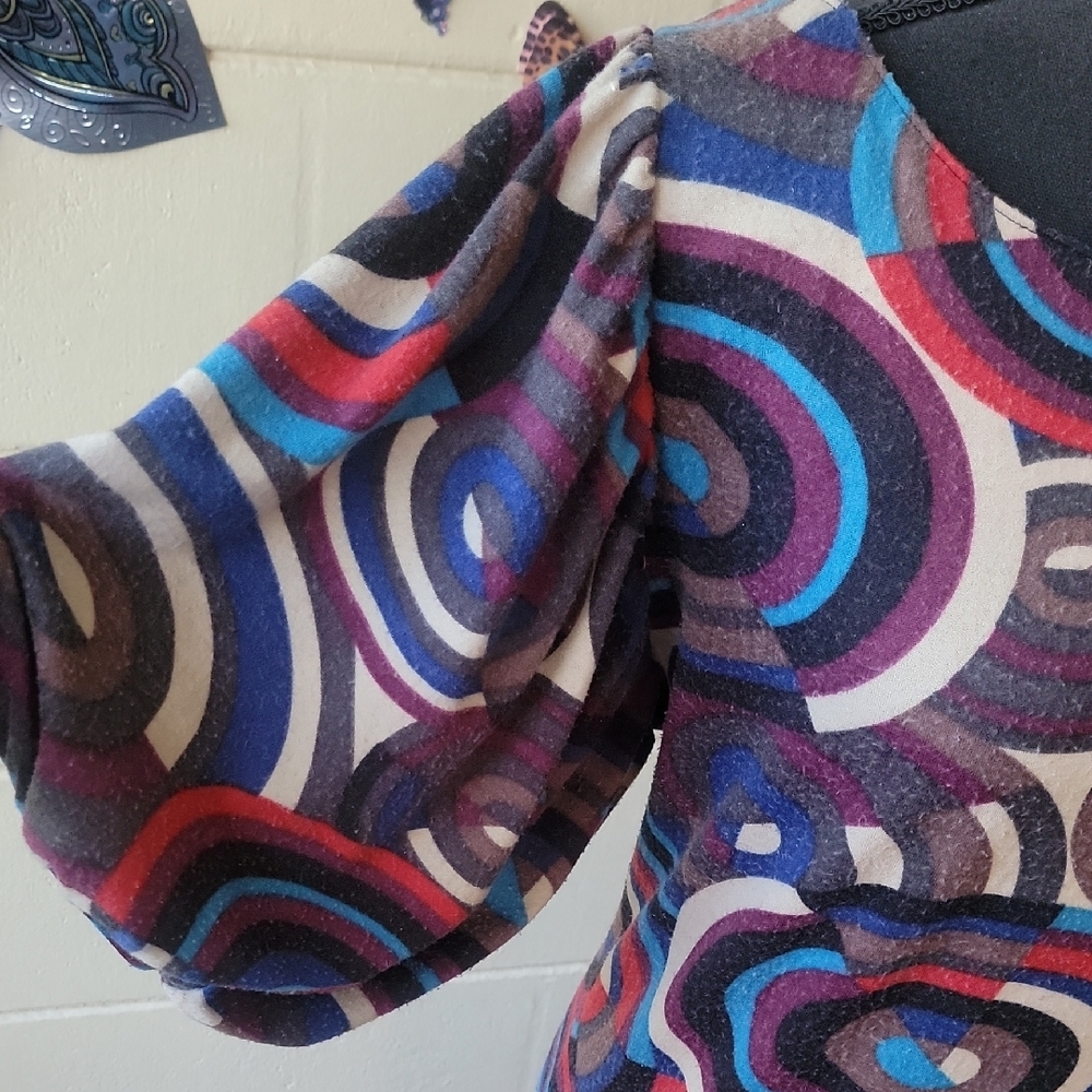 Colorful Geometric Pattern Dress - Picture 3 of 5